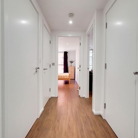 Two Bedroom Apartment - London Excel Stays 外观 照片